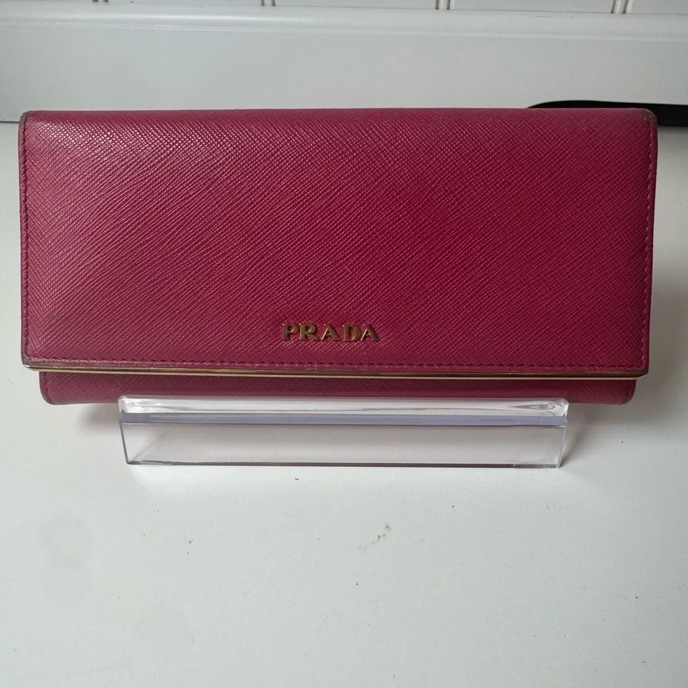 Prada Women’s Long Saffiano Metal Peonia Wallet